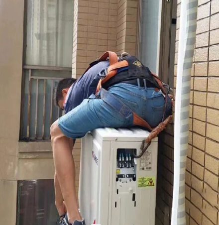 阿尔山空调移机